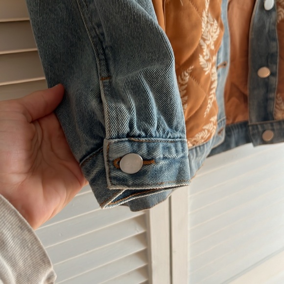 Zoco Turns Out Denim Quilted Jacket - Picture 4 of 6